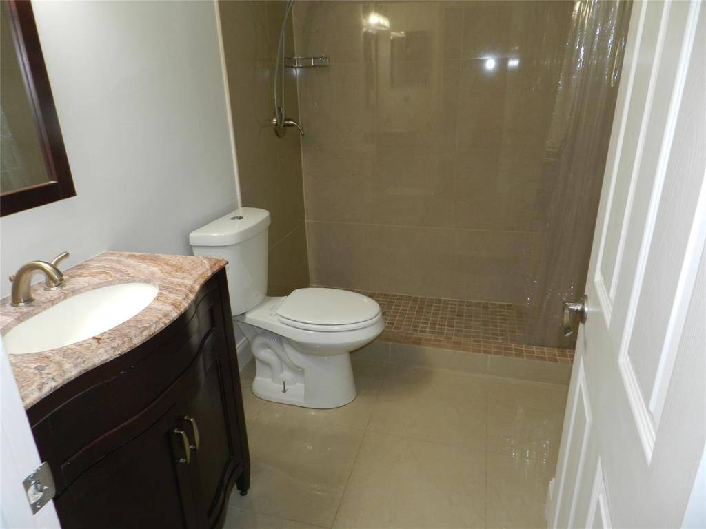 Deerfield Beach, FL 33442,73 Deer Creek Rd #103