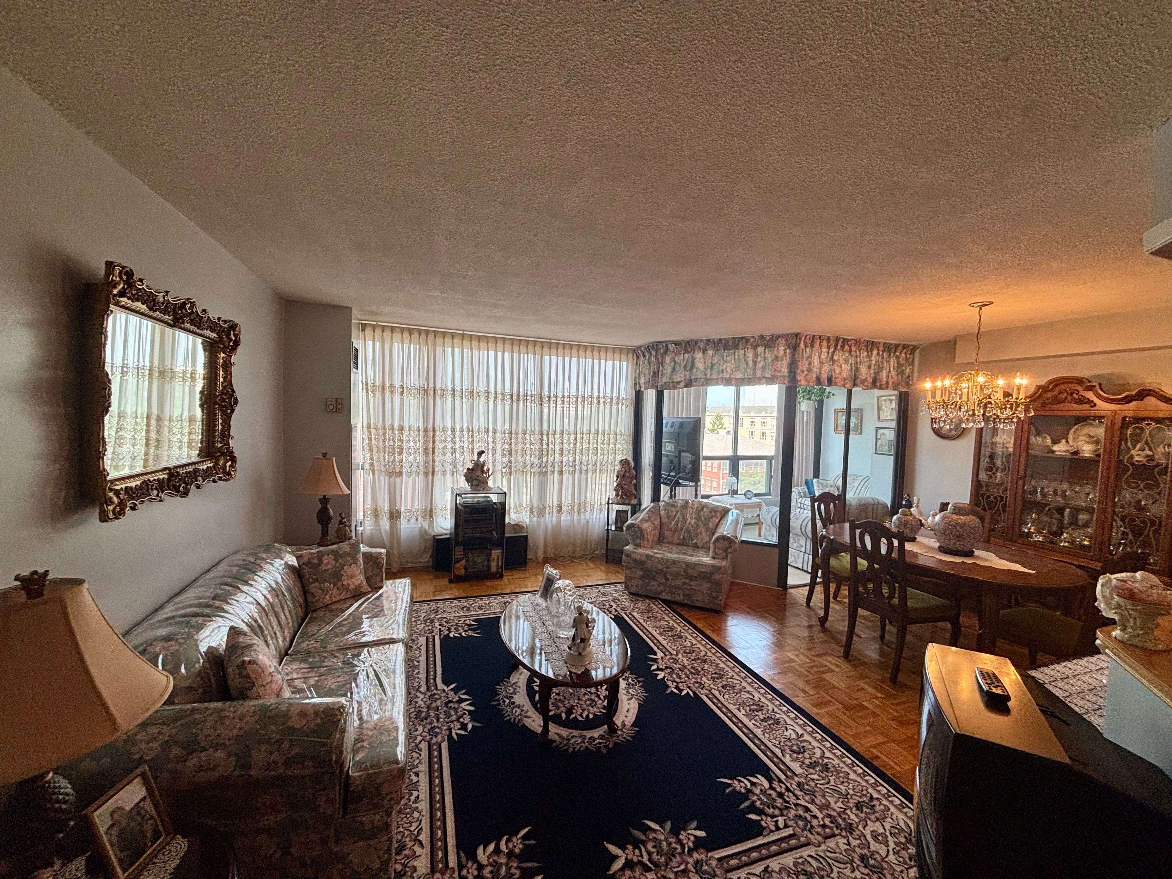 Mississauga, ON L4Z 1S3,200 Robert Speck Pkwy #703