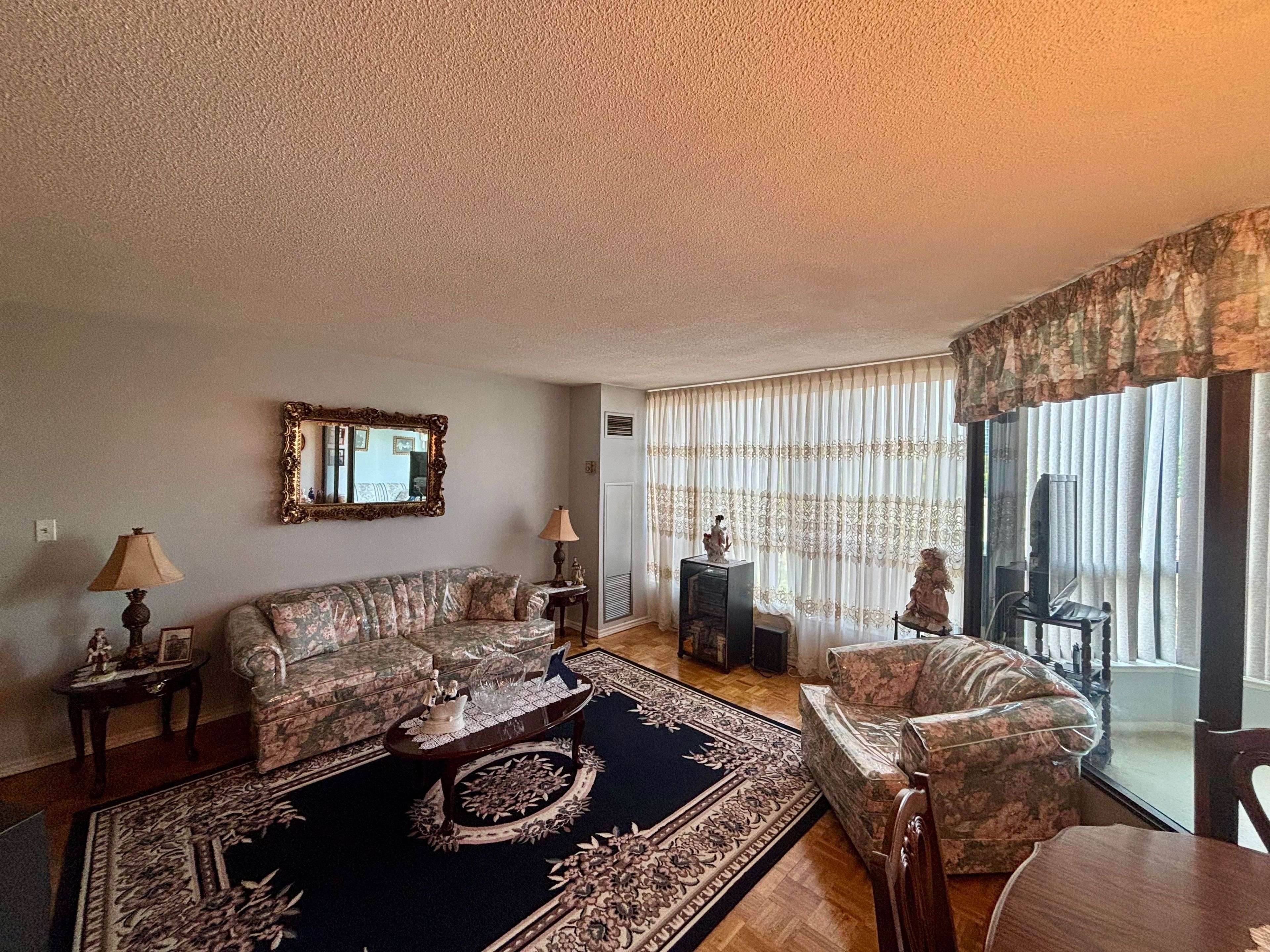 Mississauga, ON L4Z 1S3,200 Robert Speck Pkwy #703