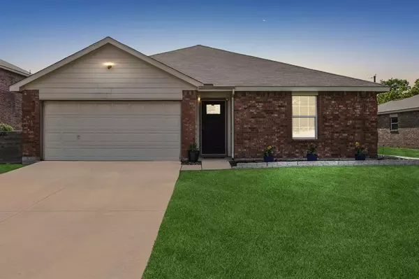 605 Preston Drive,  Royse City,  TX 75189