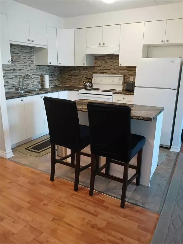 St. Catharines, ON L2S 3A4,41 Rykert ST #402