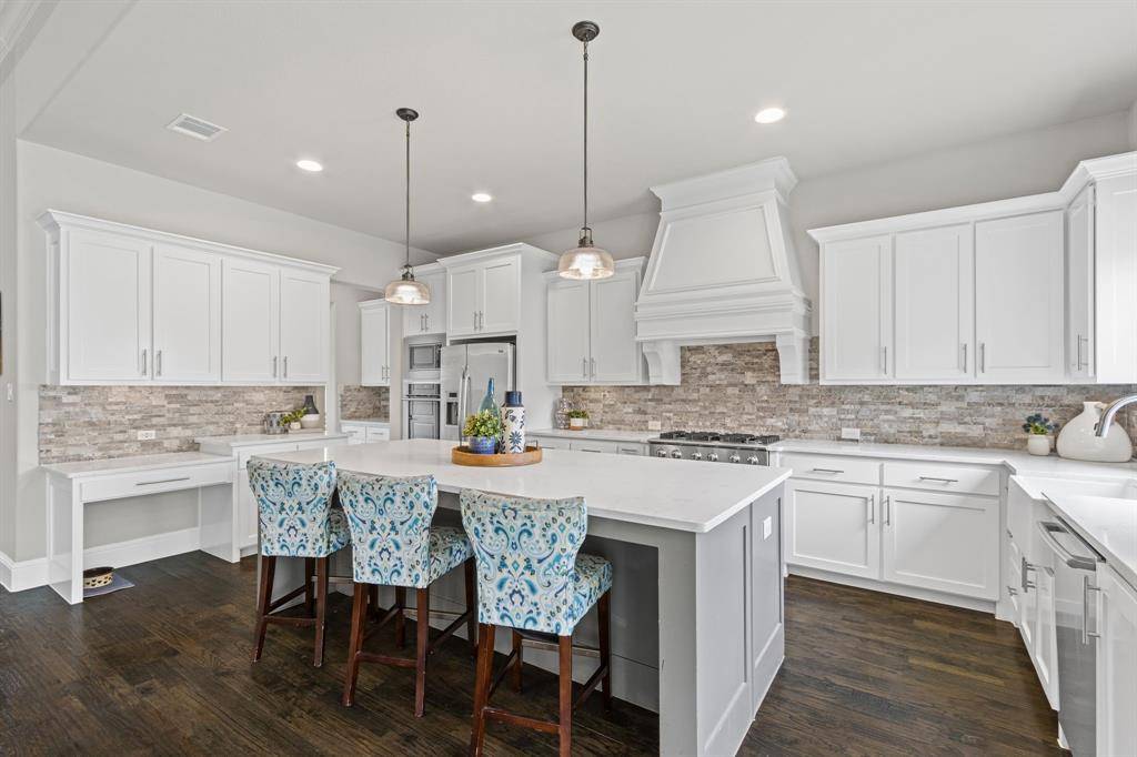 309 Red River Cir Trail, Highland Village, TX 75077