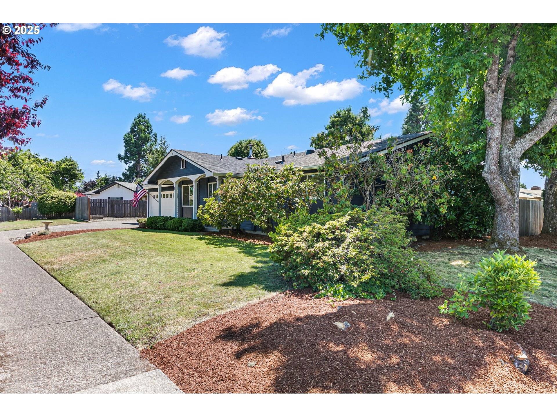 Springfield, OR 97477,2378 11TH ST