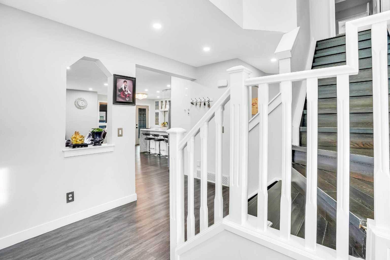 Calgary, AB T3N 0C4,57 Skyview Shores CRES NE