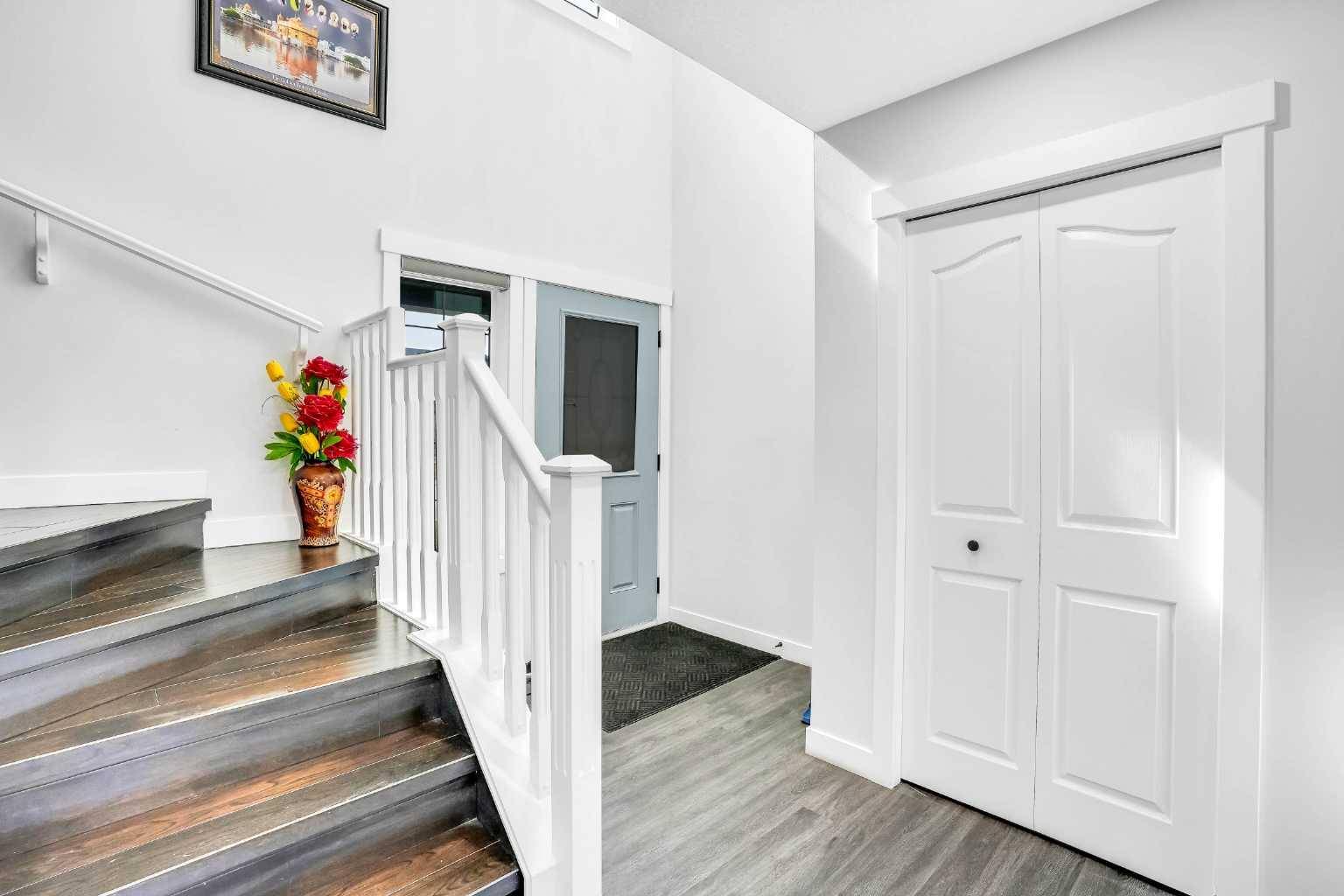 Calgary, AB T3N 0C4,57 Skyview Shores CRES NE