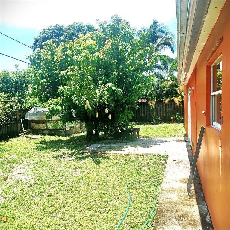 West Palm Beach, FL 33409,206 Gale Pl