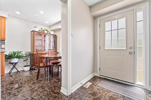 Toronto E11, ON M1B 1W1,85 Bradstone SQ
