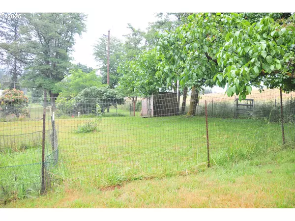 St Helens, OR 97051,61021 LANDRETH LN