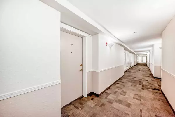 Calgary, AB T1Y 7L2,6818 Pinecliff GRV NE #3220