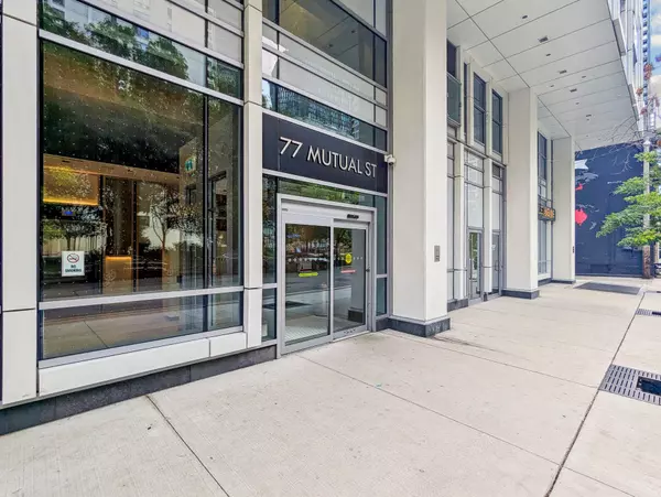 Toronto C08, ON M5B 2A9,77 Mutual ST #908