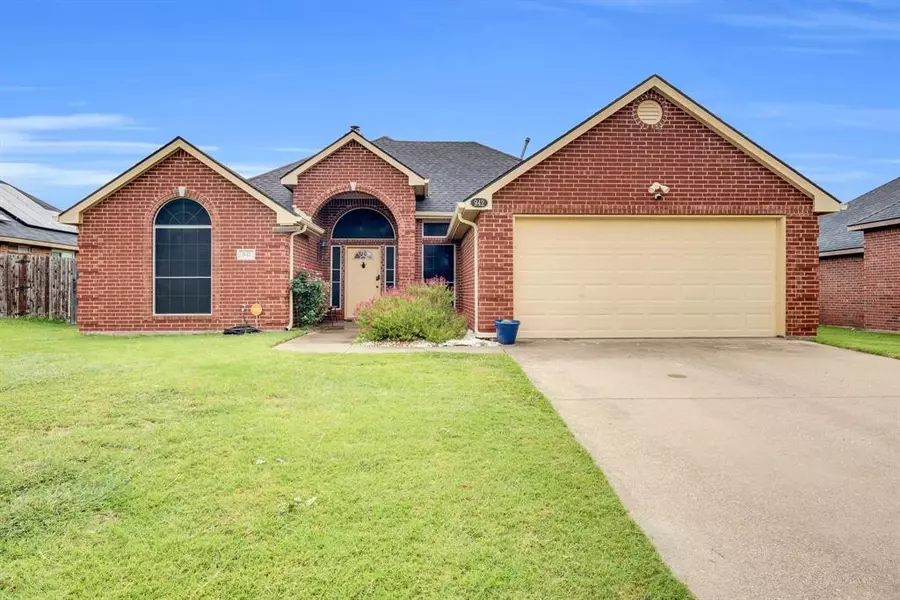 942 Pheasant Drive, Midlothian, TX 76065