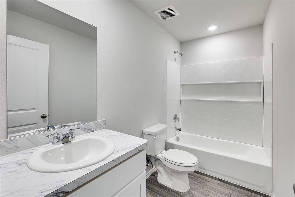 Cleburne, TX 76031,829 Eagles Nest Drive