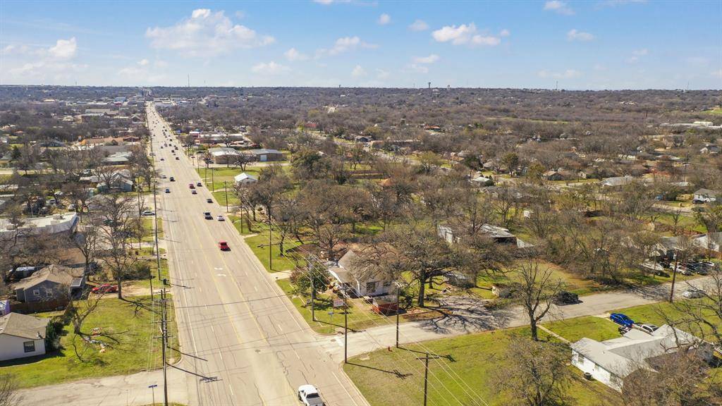 Weatherford, TX 76086,1513 N Main Street