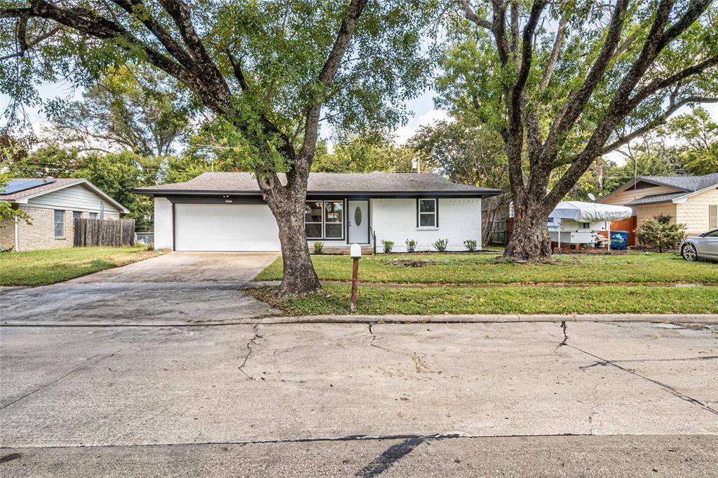 Ennis, TX 75119,1504 Nichols Street
