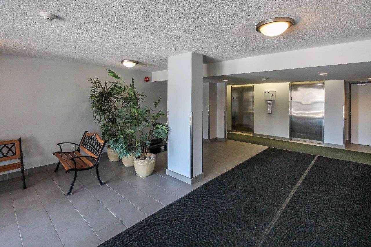 Calgary, AB T3E 1Y5,1900 25A ST Southwest #202