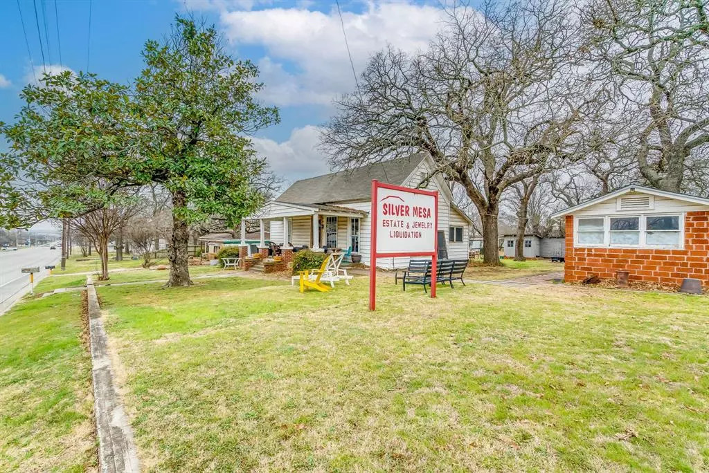 Weatherford, TX 76086,1513 N Main Street
