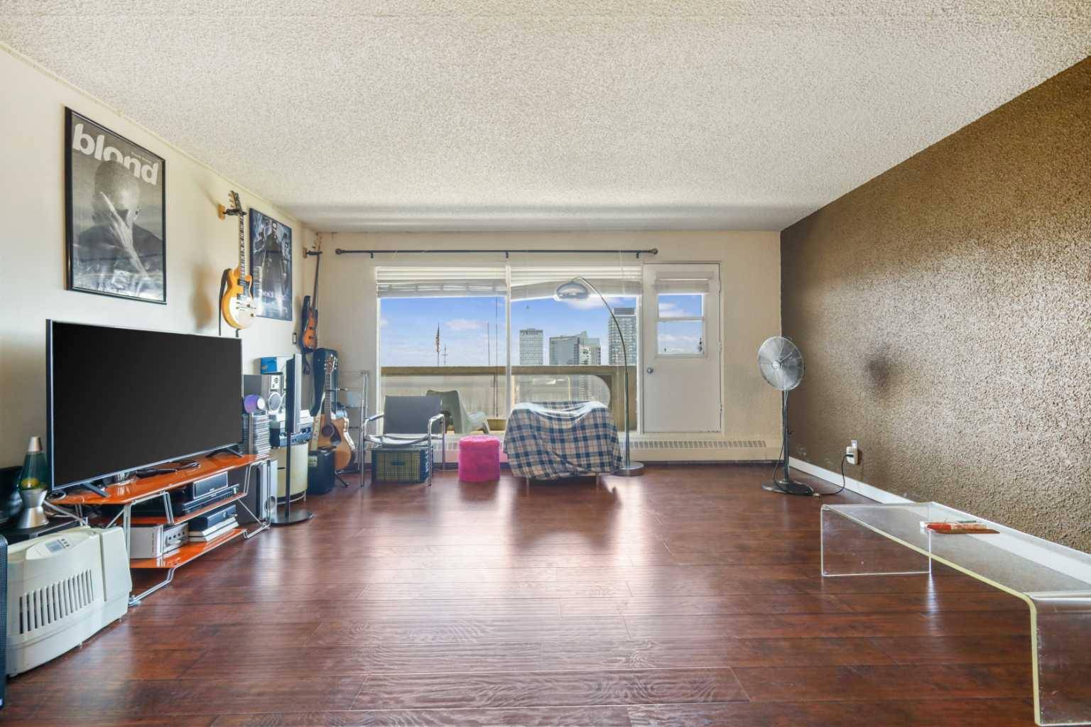 Calgary, AB T2G 0G4,221 6 AVE Southeast #2501