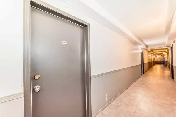 Calgary, AB T2P 5M5,1111 6 AVE Southwest #806