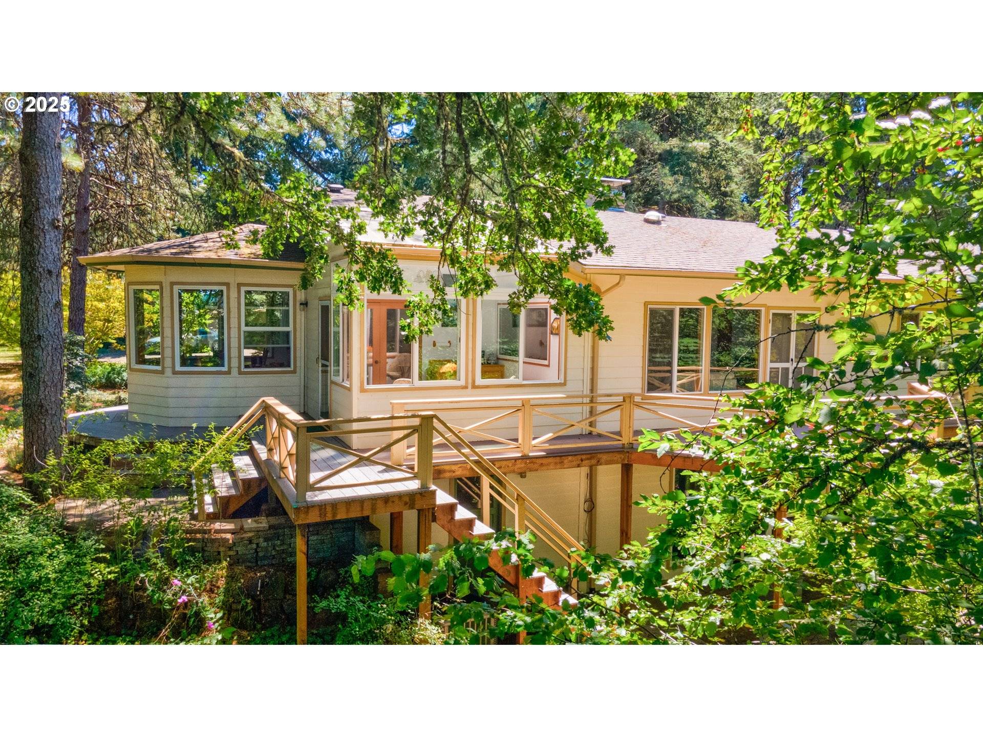 Dallas, OR 97338,1628 SW CLAY ST