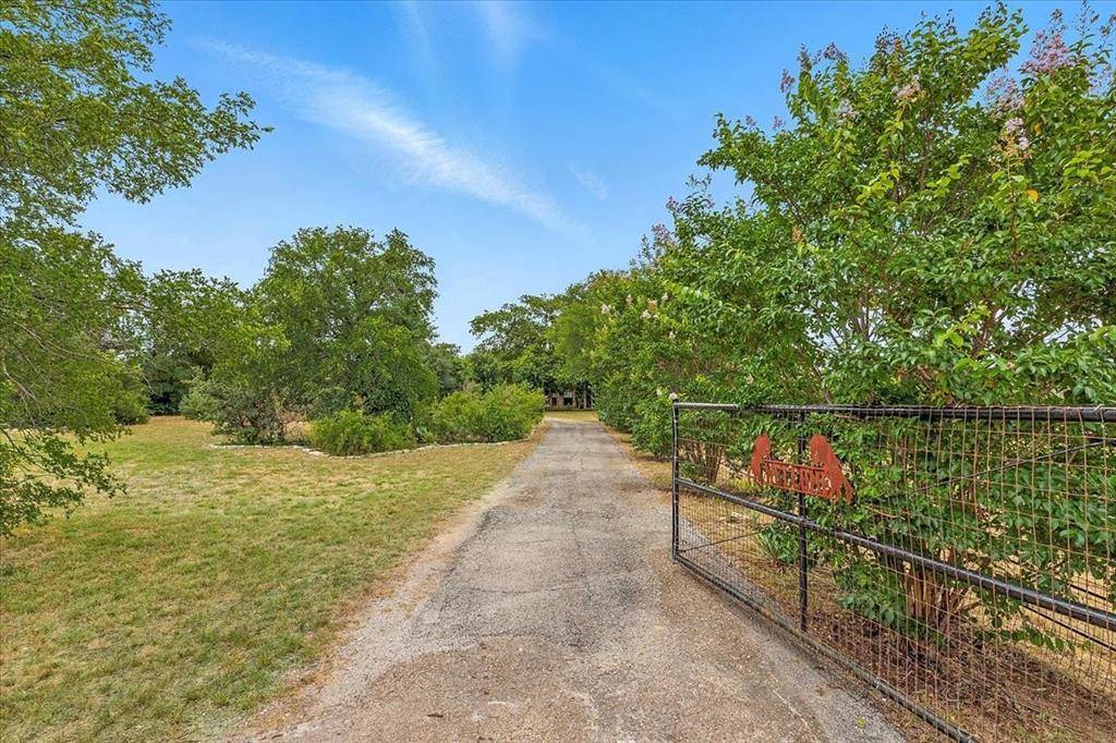 Fort Worth, TX 76108,2 Sunset Lane