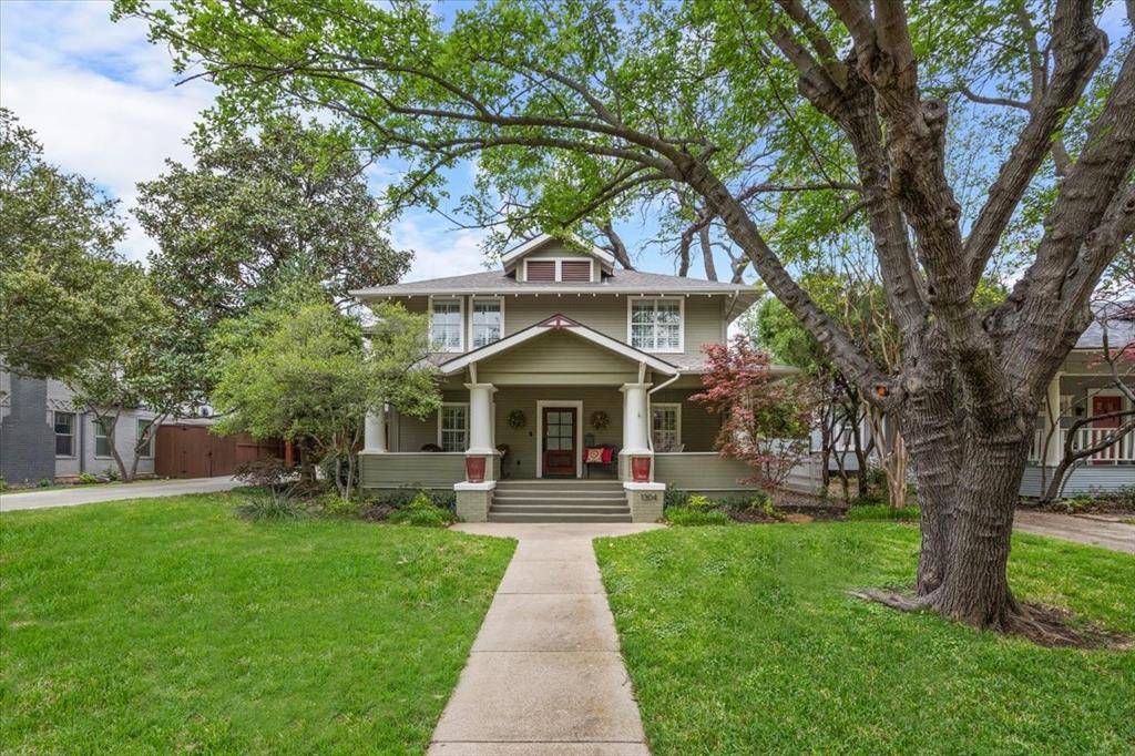 1304 Belle Place, Fort Worth, TX 76107