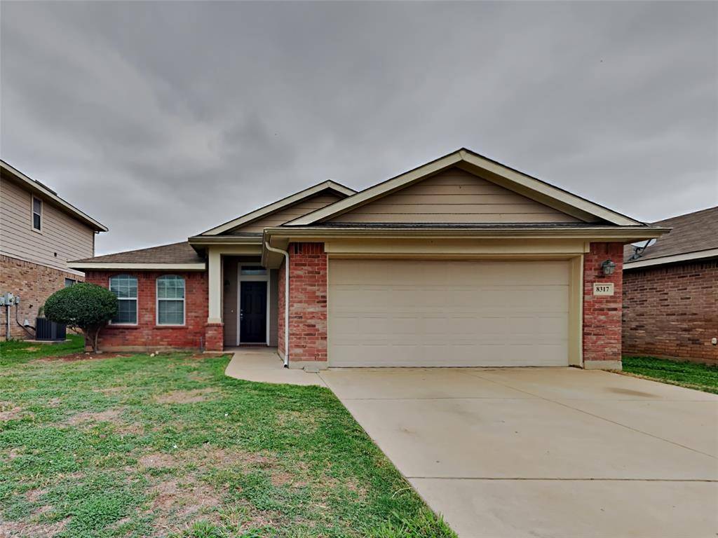 8317 Whispering Willow Lane, Fort Worth, TX 76134