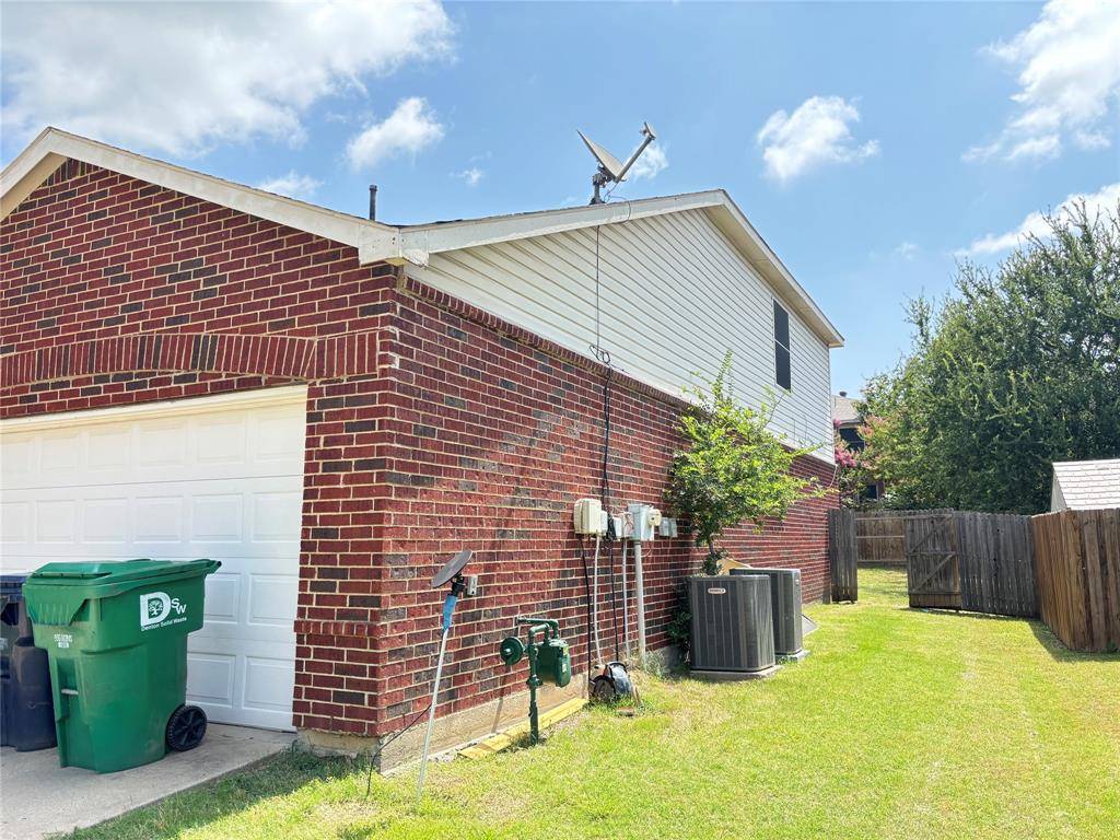 Denton, TX 76210,8001 Mirror Rock Lane