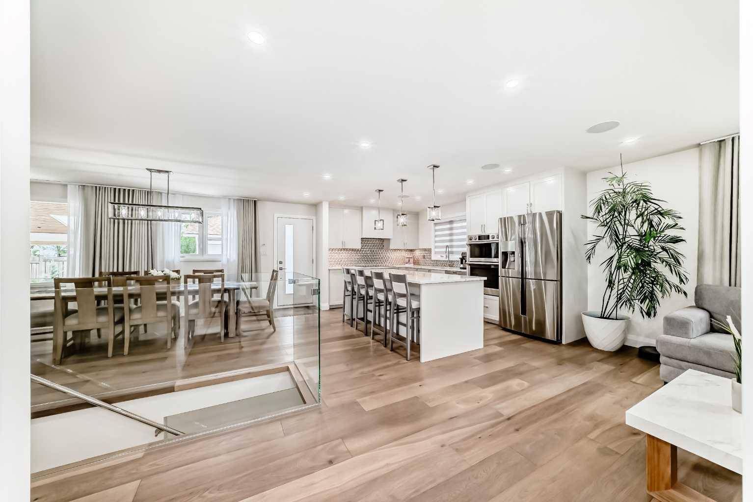Calgary, AB T2W 2W5,16 Brookpark CRES Southwest