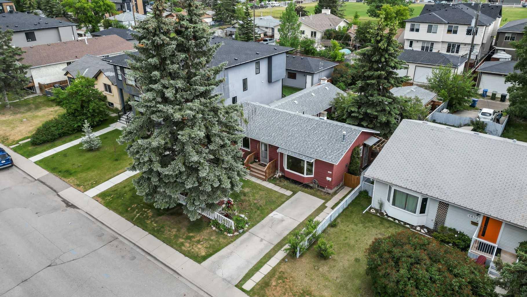Calgary, AB T3B2P3,4636 80 ST Northwest