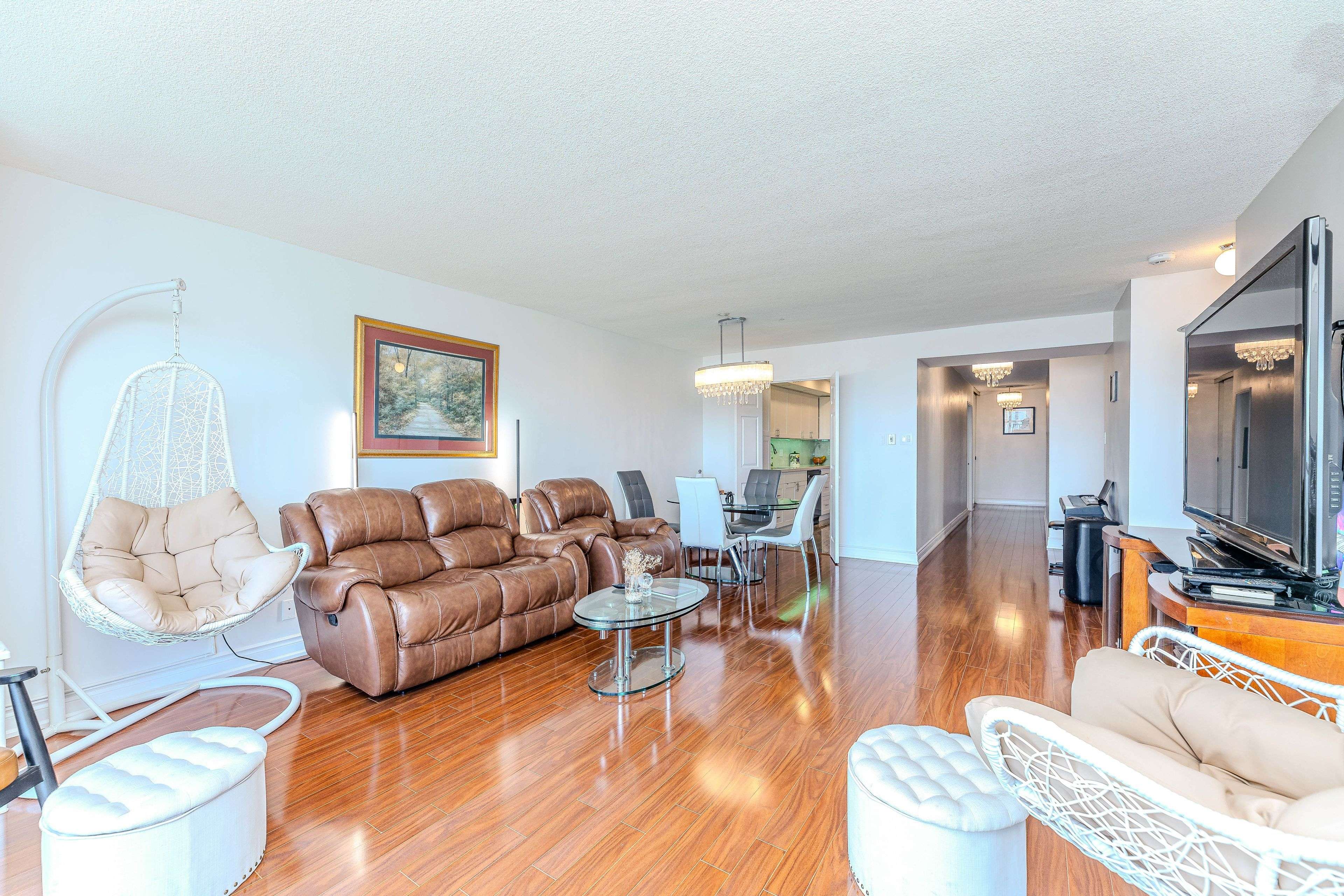 Toronto C11, ON M3C 3P4,205 Wynford DR #2004