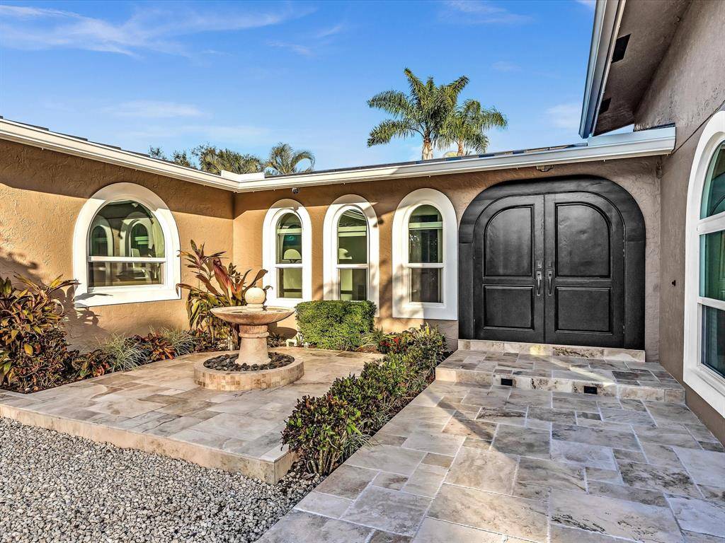Southwest Ranches, FL 33330,5360 Volunteer Rd