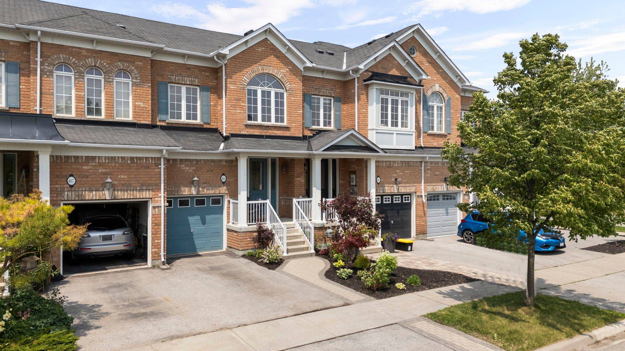 85 GOSNEL CIR, Bradford West Gwillimbury, ON L3Z 0G2