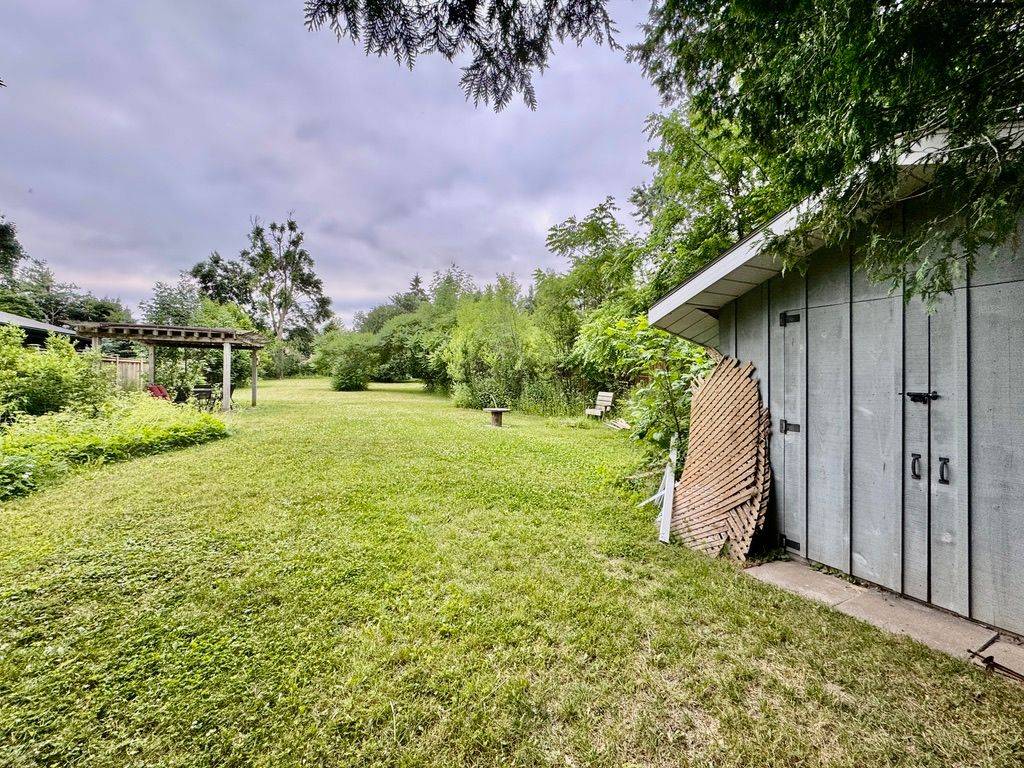 Barrie, ON L4M 4N5,132 Puget ST #Basement