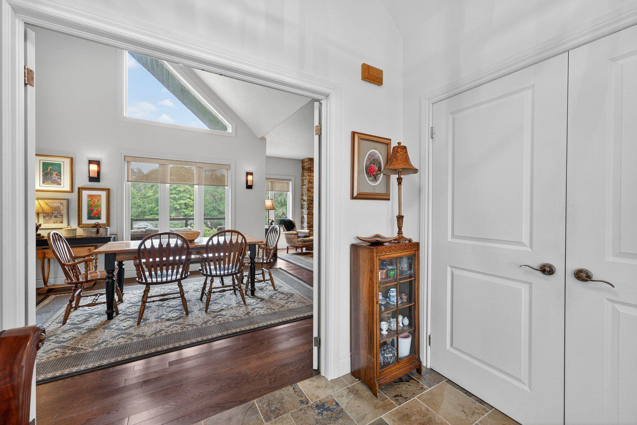 Wasaga Beach, ON L9Z 2V1,19 Oak Lea BLVD