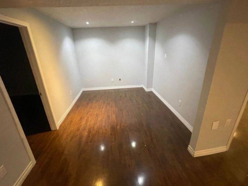 Caledon, ON L7E 2X4,93 Humbershed CRES