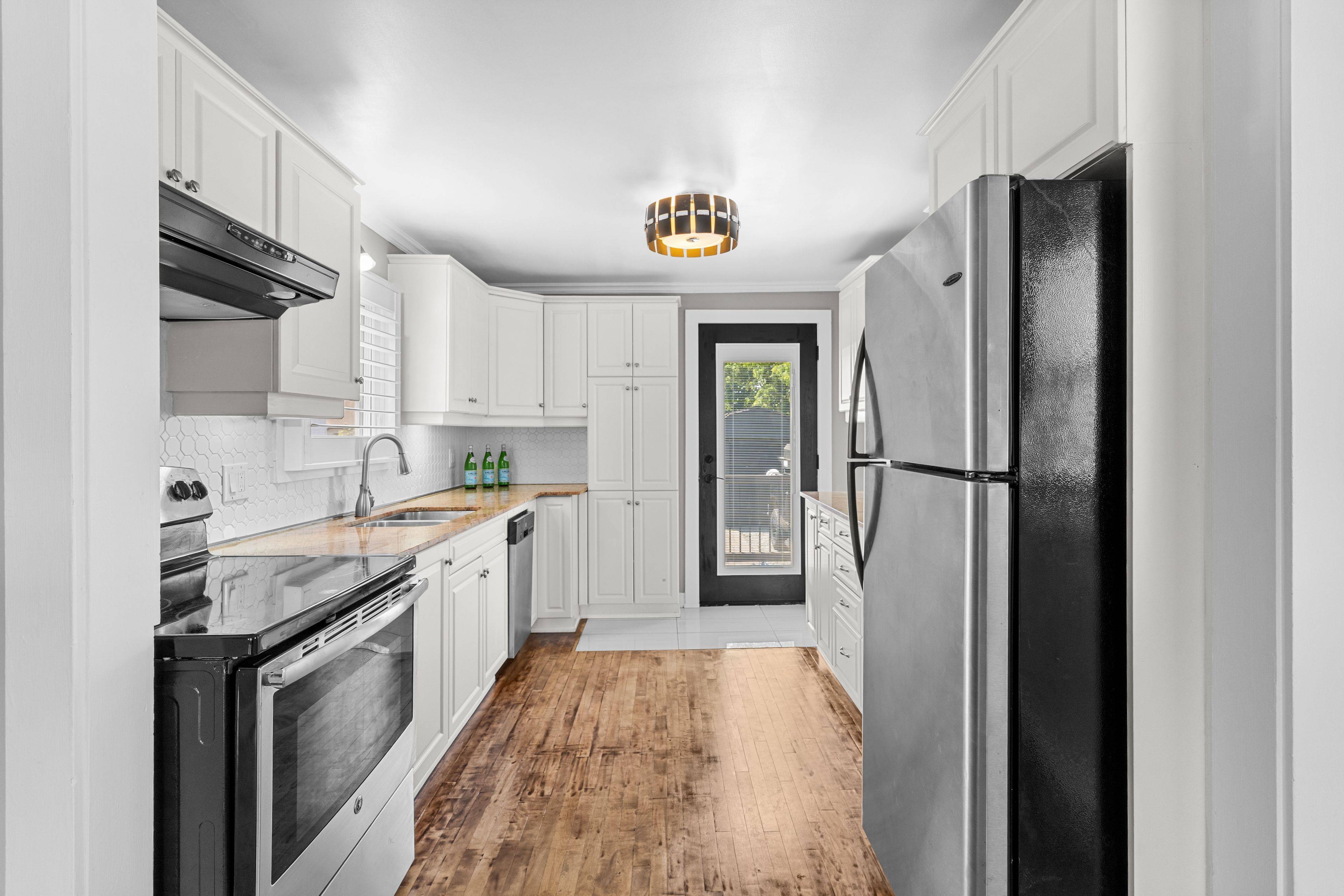 Welland, ON L3B 2Z7,216 Beatrice ST
