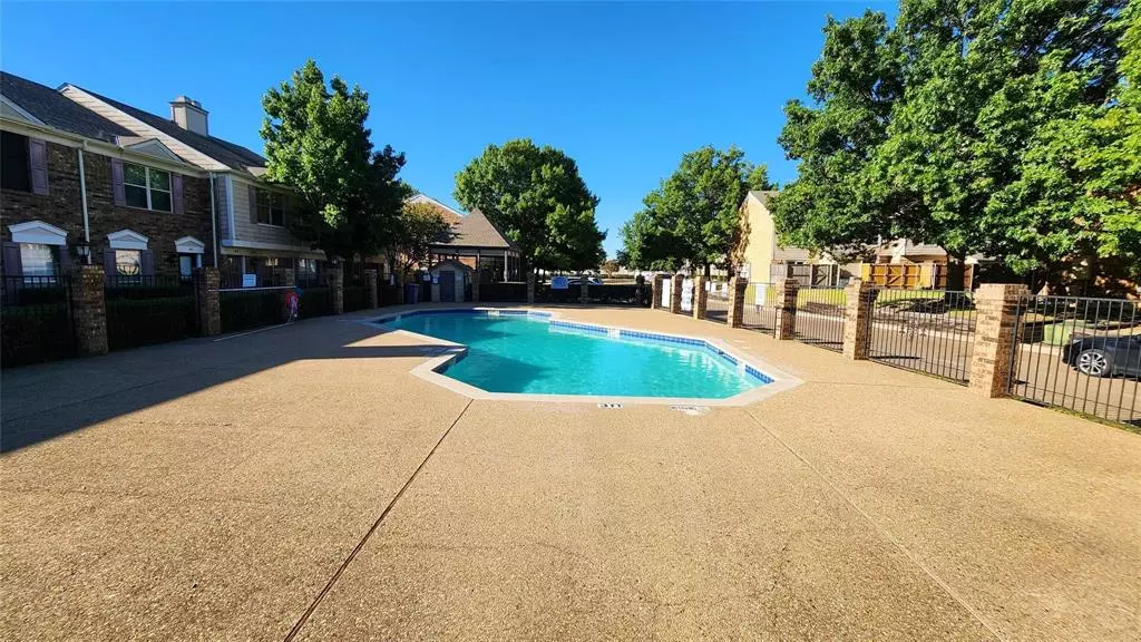 Garland, TX 75040,625 Carriagehouse #G 1
