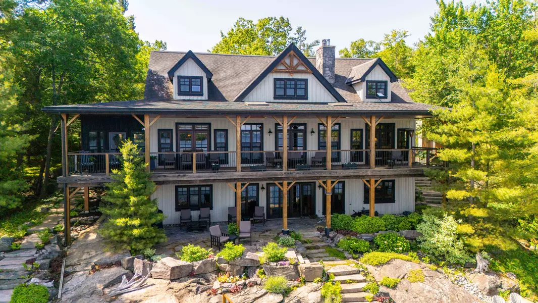 990 Haskett's DR, Georgian Bay, ON L0K 1S0