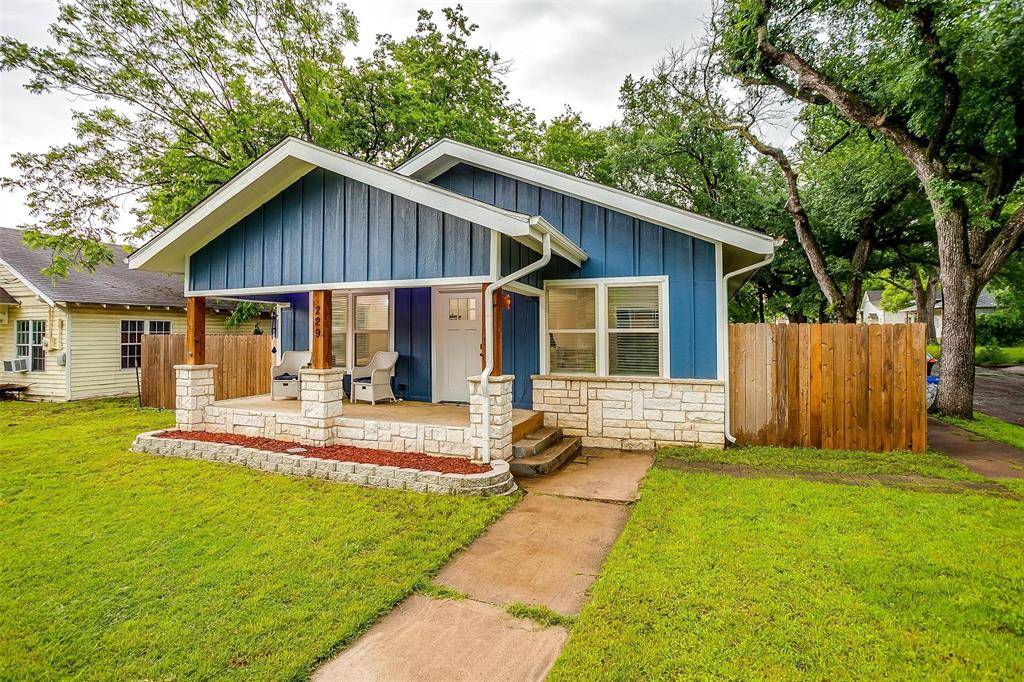 Cleburne, TX 76033,229 W Willingham Street