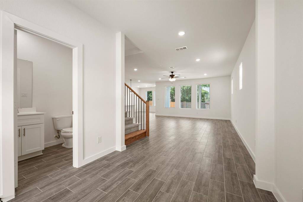 Arlington, TX 76001,4534 Hogans Alley Drive