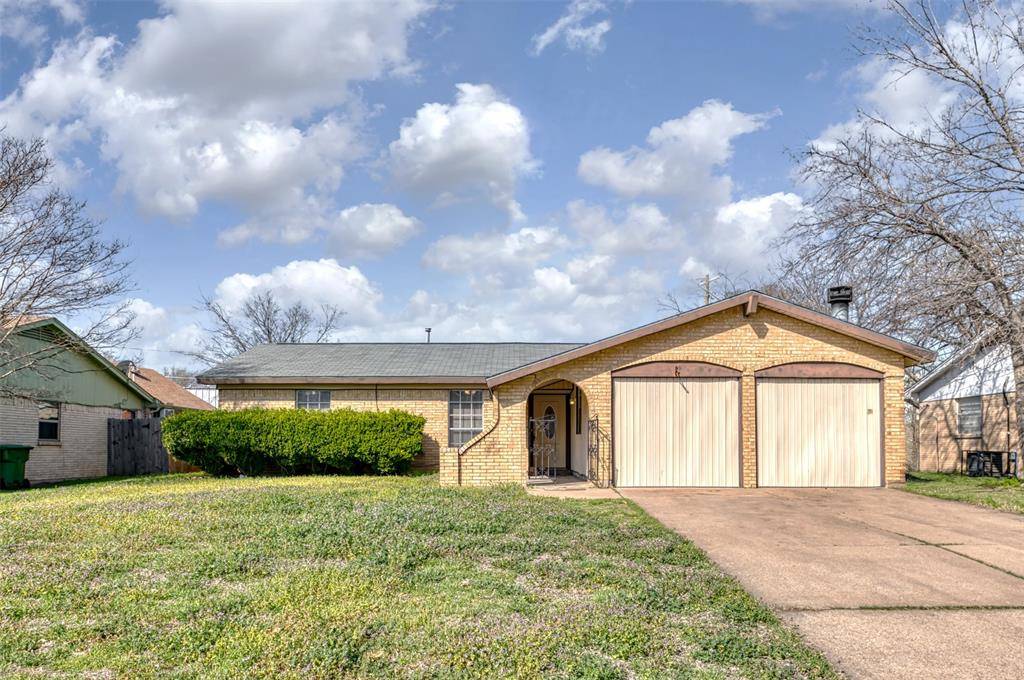 6105 Lalagray Lane, Watauga, TX 76148