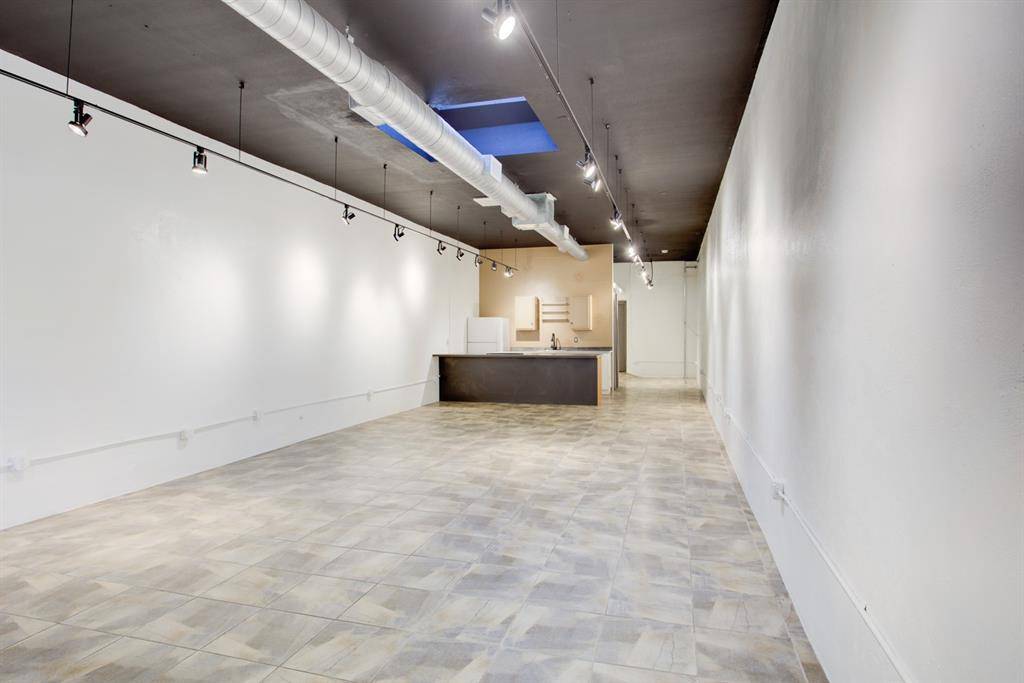 Dallas, TX 75226,4210 Main Street
