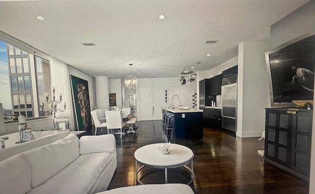 Dallas, TX 75219,2200 Victory Avenue #805