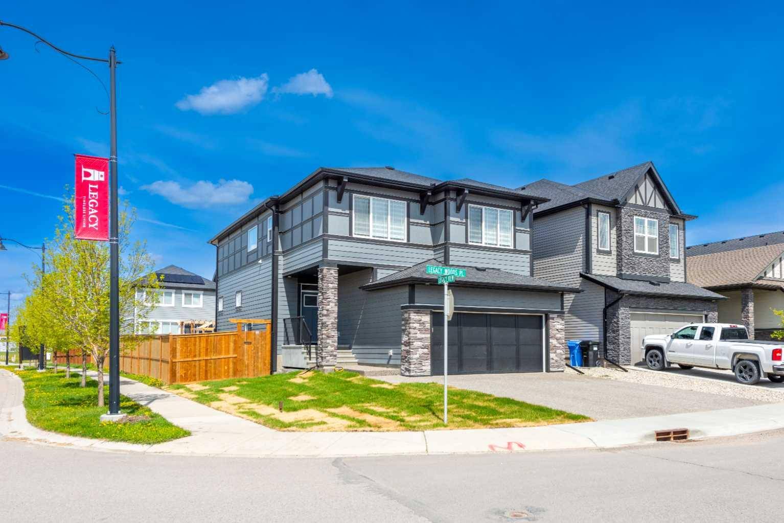Calgary, AB T2X2B5,9 Legacy Woods PL Southeast