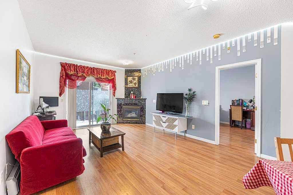Calgary, AB T2R 0L9,126 14 AVE Southwest #423