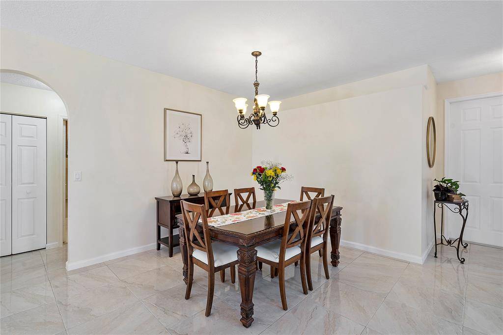 Wellington, FL 33414,2471 Sawyer Ter