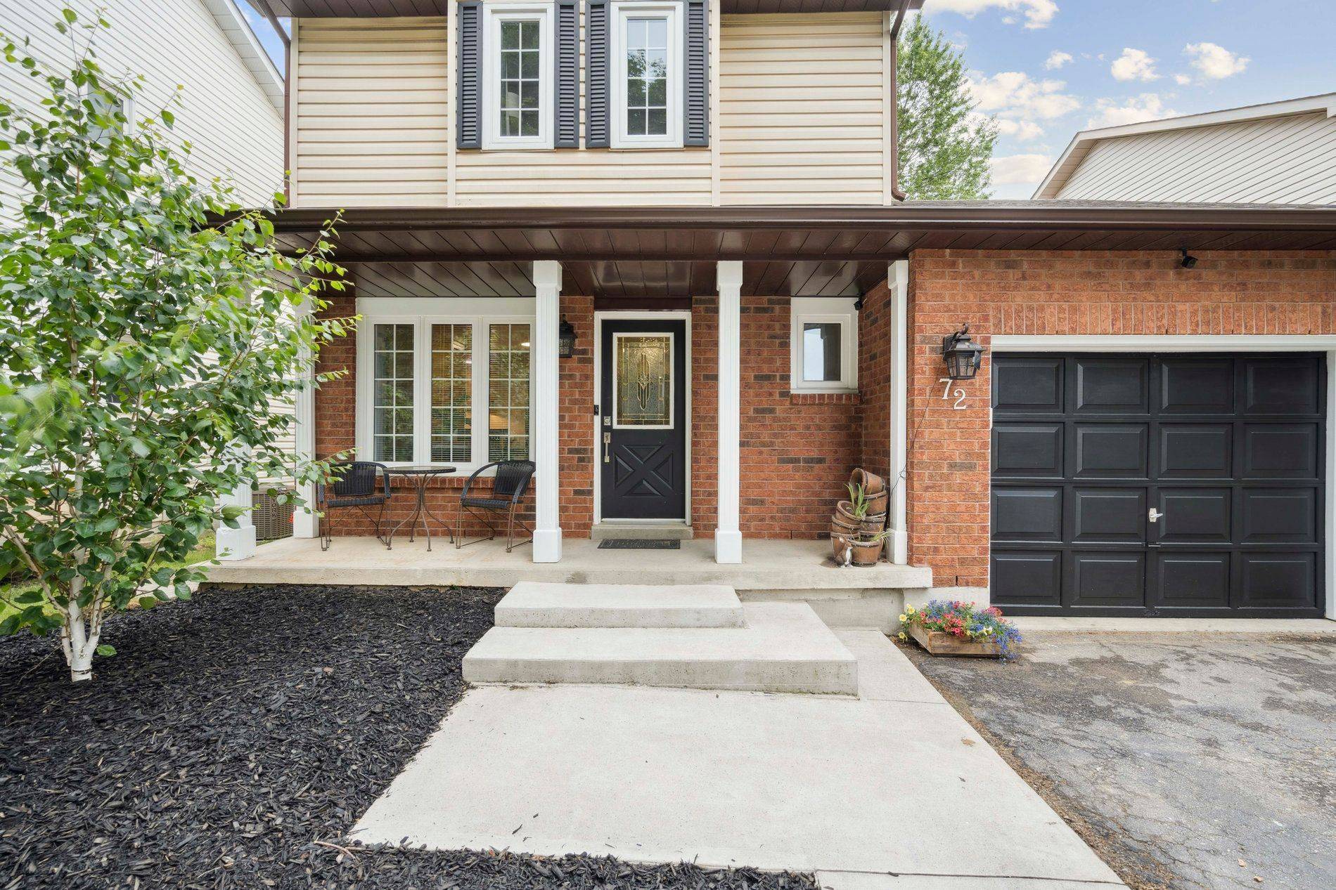 Hamilton, ON L0R 2H5,72 Ryans WAY