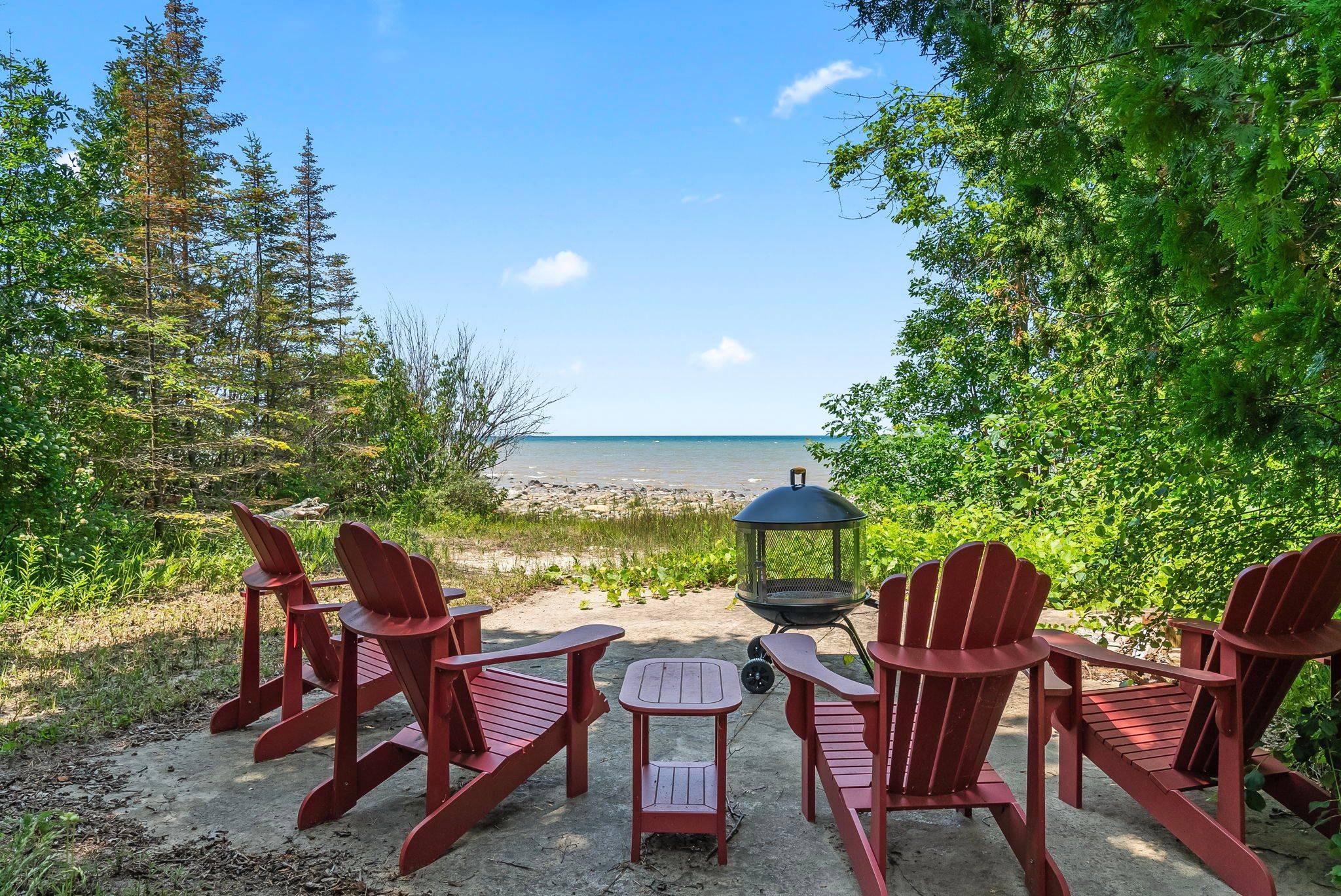 Kincardine, ON N0G 2T0,71 Upper Lorne Beach RD