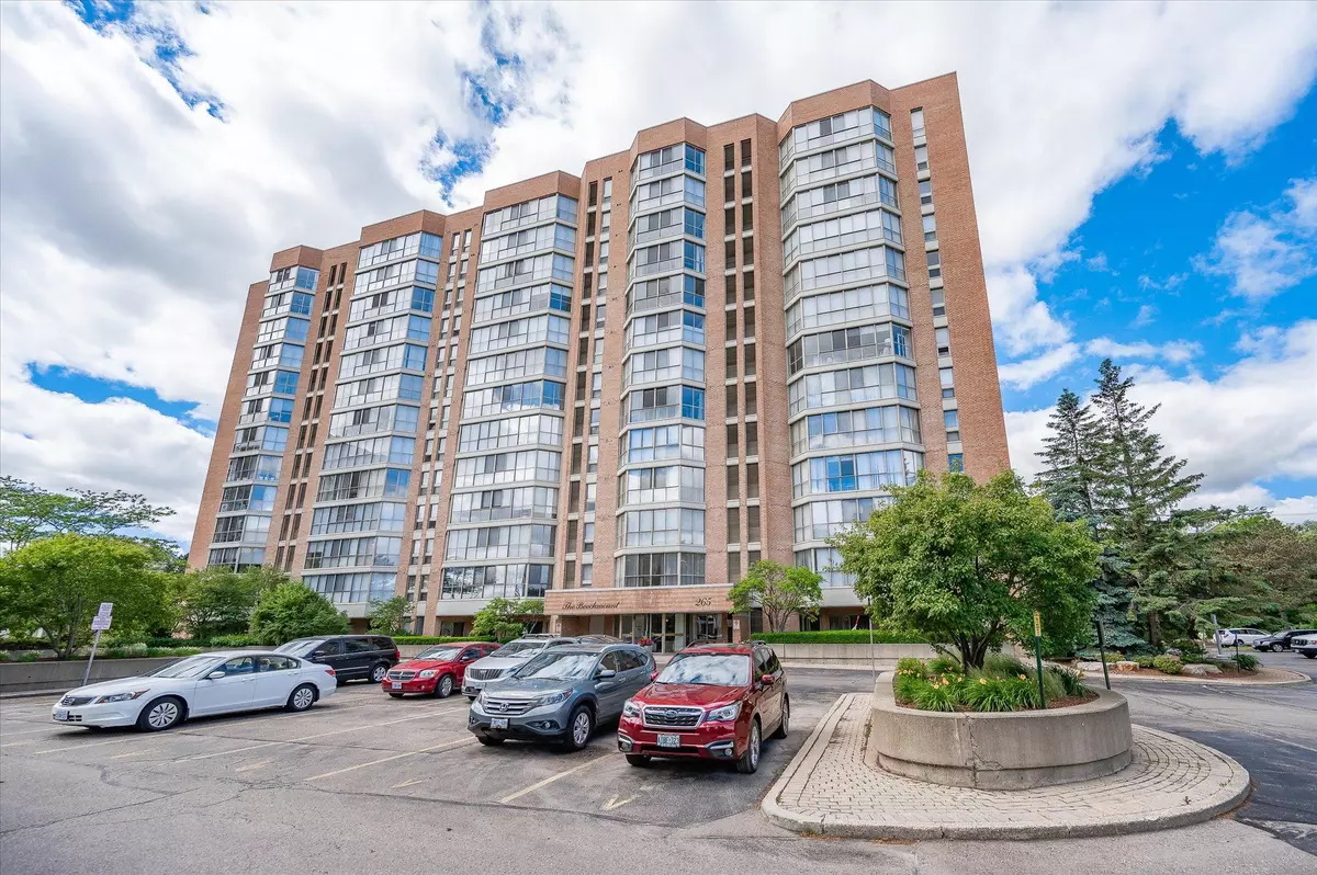 Waterloo, ON N2L 6E4,265 Westcourt PL #1210