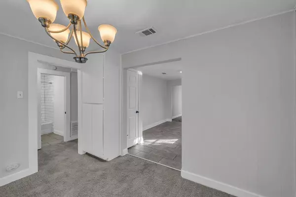 Fort Worth, TX 76107,5809 Houghton Avenue